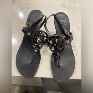 Tory Burch Designer Black Leather Holly Kitten Heel Sling Back Logo Sandals US 9